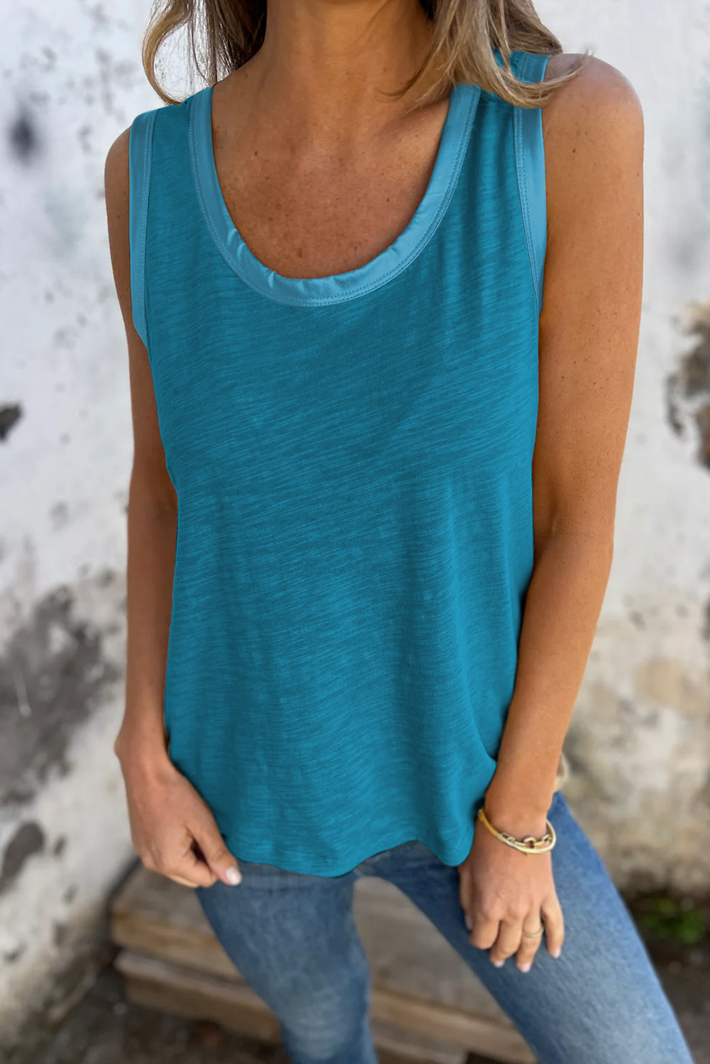 Mist Green Metallic Sheen Edge Scoop Neck Tank Top