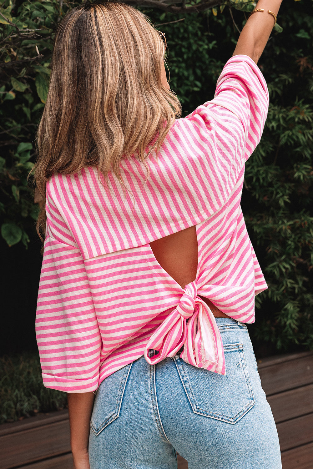 Red Stripe Bowknot Cutout Back Drop Shoulder Wide Bracelet Sleeve Loose Tee